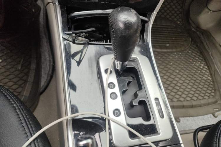 Used Mazda 6 2011 2.0L Automatic Fashion Edition Gear Lever