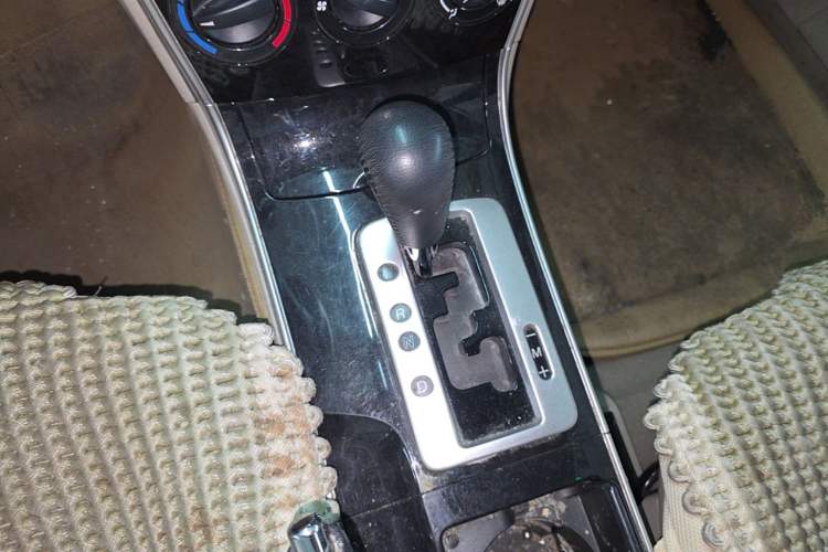 Used Mazda 6 2011 2.0L Automatic Fashion Edition Gear Lever