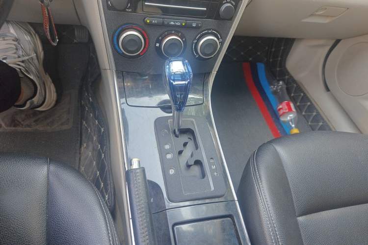 Used Mazda 6 2011 2.0L Automatic Fashion Edition Gear Lever