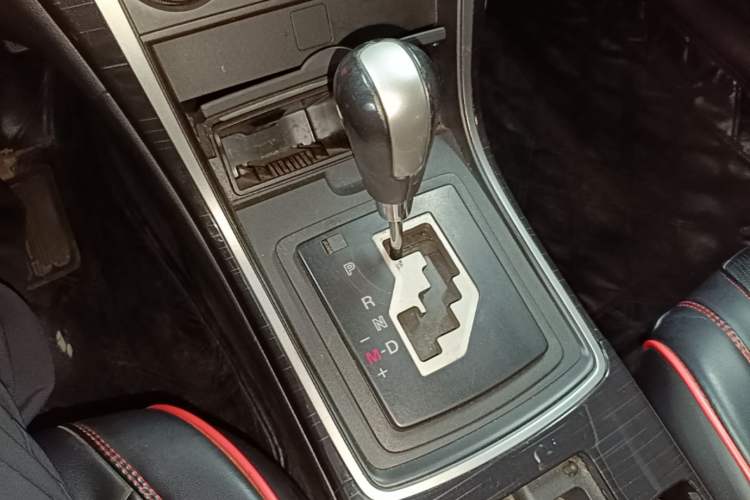 Used Mazda 6 2011 2.0L Automatic Elite Edition Gear Lever