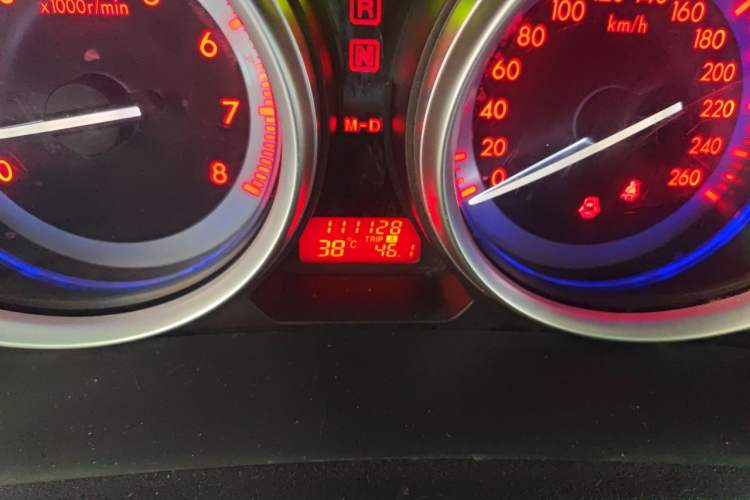 Used Mazda 6 2011 Coupe 2.0L Automatic Elite Edition Odometer Close Up