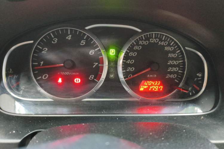 Used Mazda 6 2011 2.0L Automatic Luxury Version Odometer Close Up