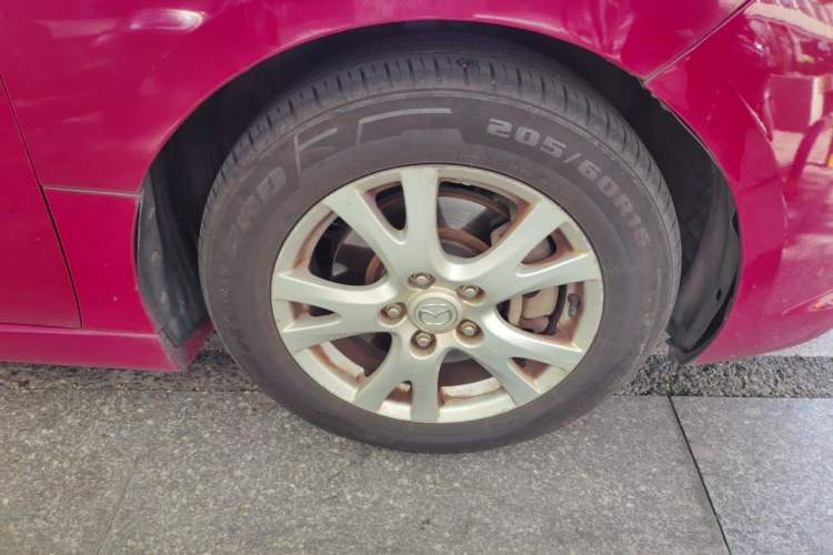 Used Mazda 6 2011 2.0L Automatic Elite Edition Right Front Wheel Hub