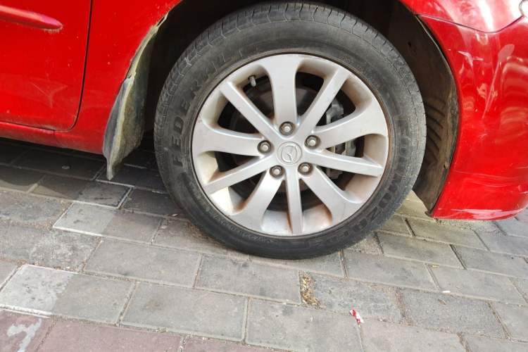 Used Mazda 6 2011 2.0L Automatic Fashion Edition Right Front Wheel Hub