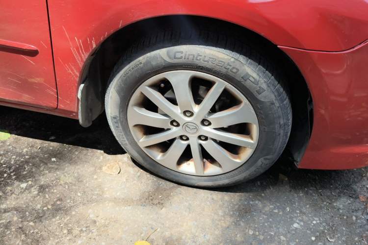 Used Mazda 6 2011 2.0L Automatic Fashion Edition Right Front Wheel Hub