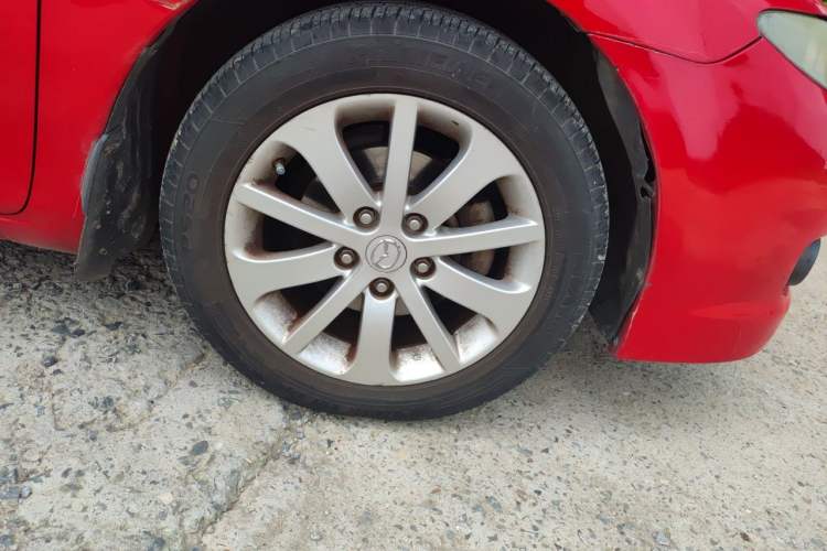Used Mazda 6 2011 2.0L Automatic Fashion Edition Right Front Wheel Hub