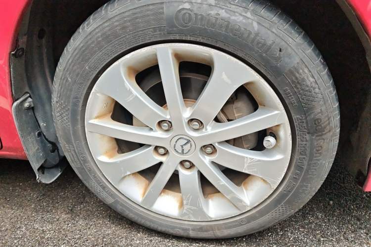 Used Mazda 6 2011 2.0L Automatic Fashion Edition Right Front Wheel Hub