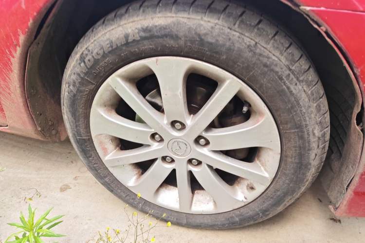 Used Mazda 6 2011 2.0L Automatic Fashion Edition Right Front Wheel Hub