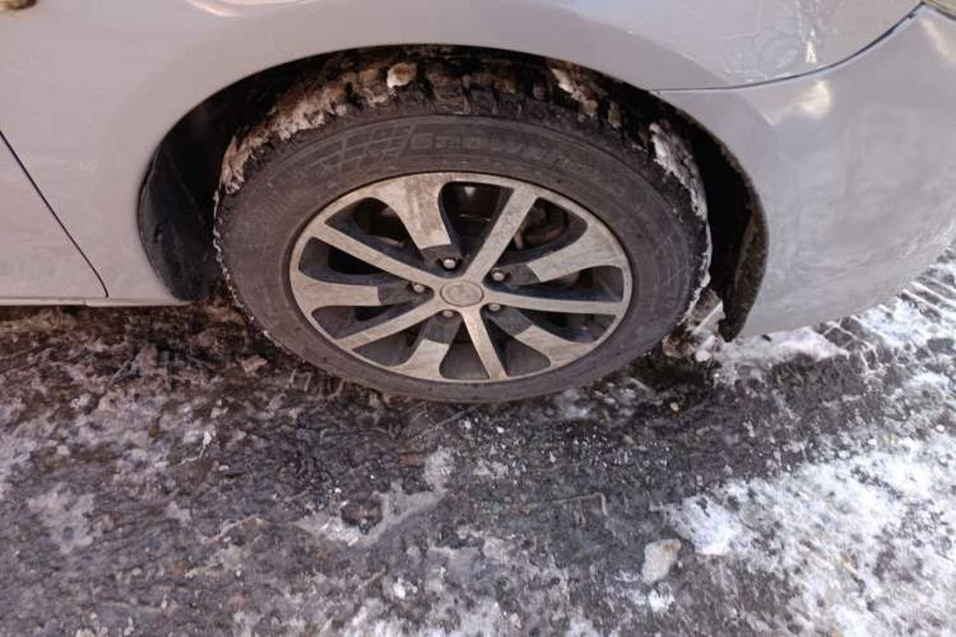 Used Mazda 6 2011 2.0L Automatic Fashion Edition Right Front Wheel Hub