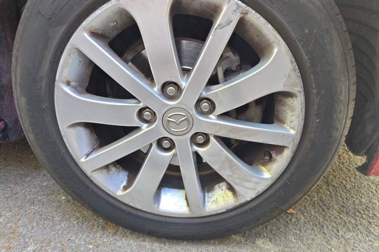 Used Mazda 6 2011 2.0L Automatic Fashion Edition Right Front Wheel Hub