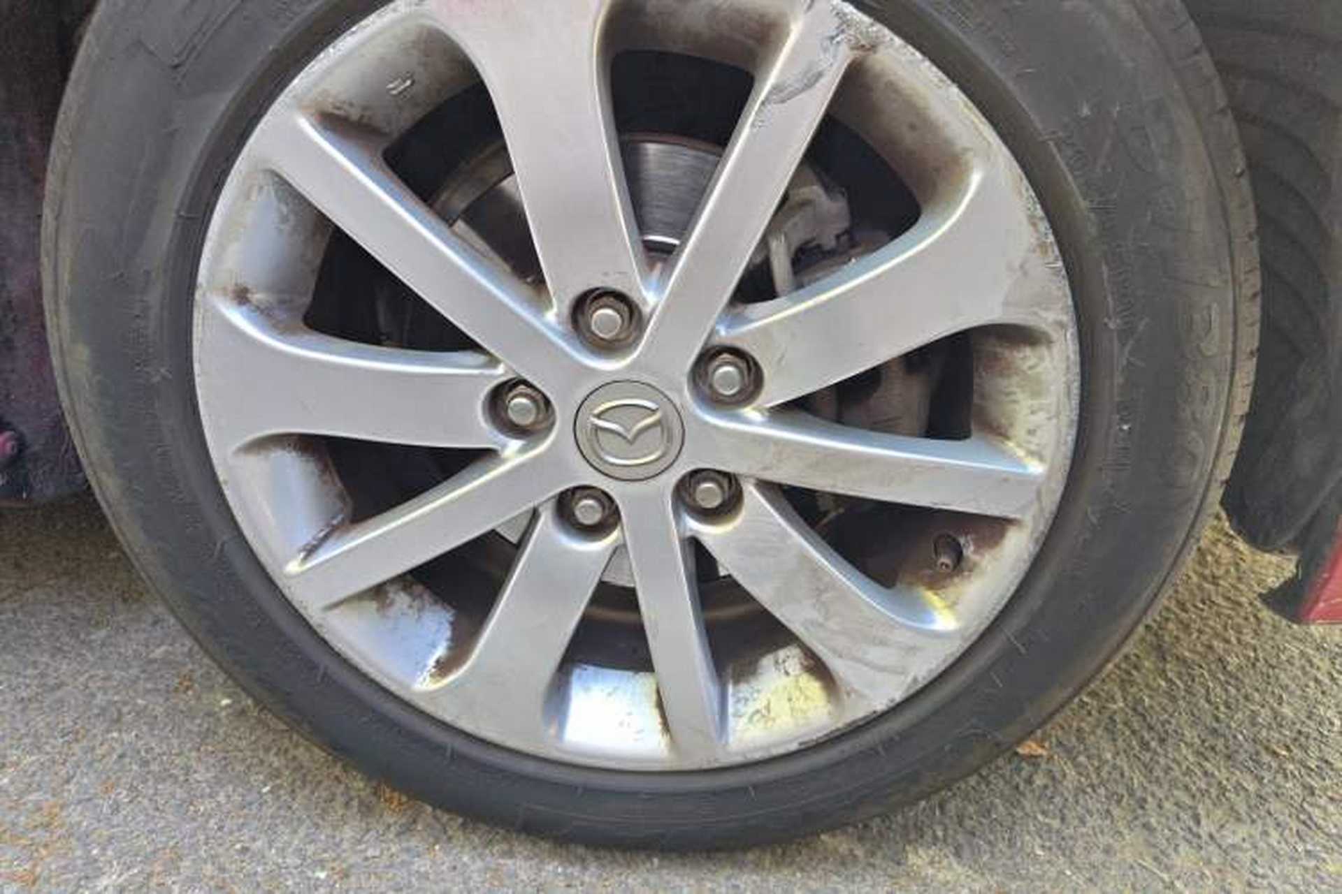 Used Mazda 6 2011 2.0L Automatic Fashion Edition Right Front Wheel Hub