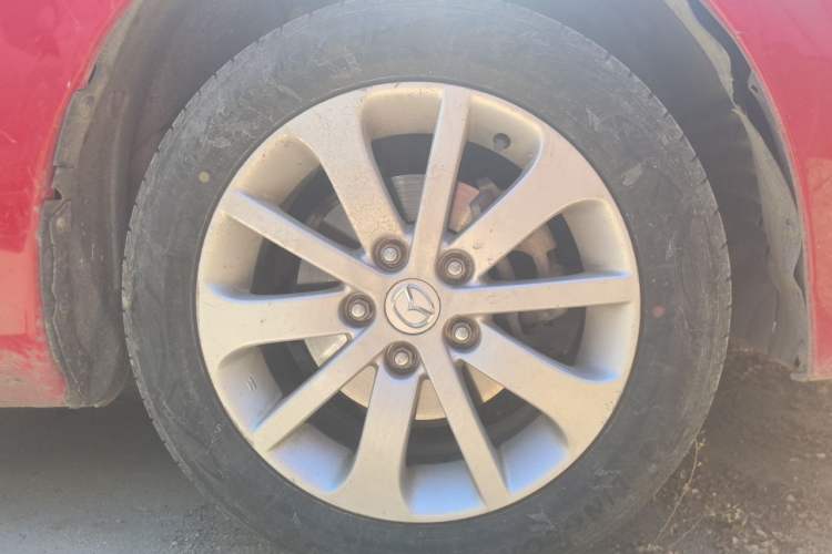 Used Mazda 6 2011 2.0L Automatic Fashion Edition Right Front Wheel Hub