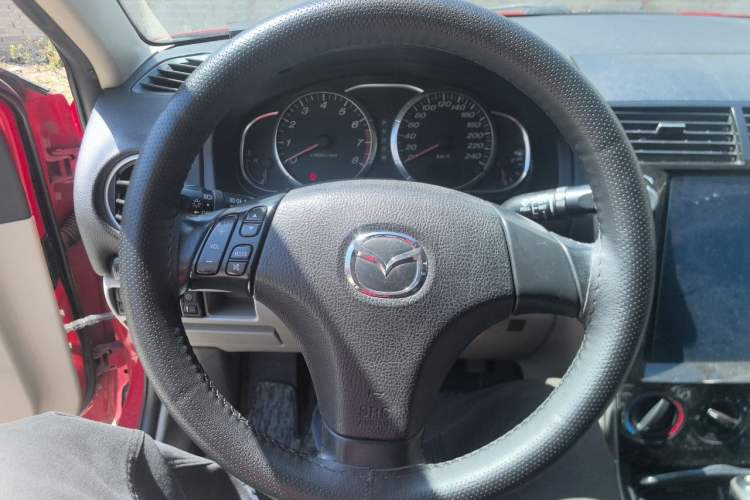 Used Mazda 6 2011 2.0L Automatic Fashion Edition Steering Wheel