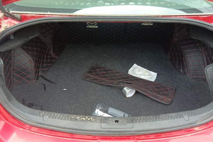 Used Mazda 6 2011 2.0L Automatic Elite Edition Trunk