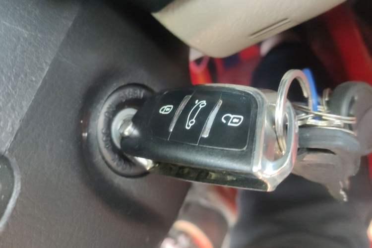 Used Mazda 6 2011 2.0L Automatic Luxury Version Vehicle Key