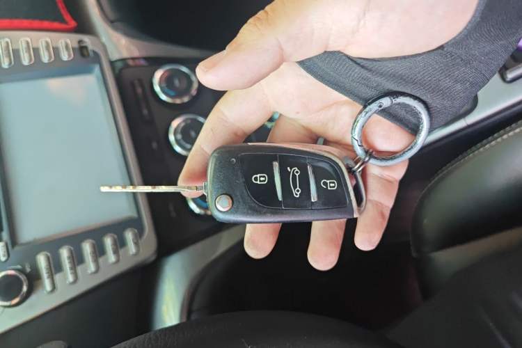 Used Mazda 6 2011 Coupe 2.0L Automatic Elite Edition Vehicle Key