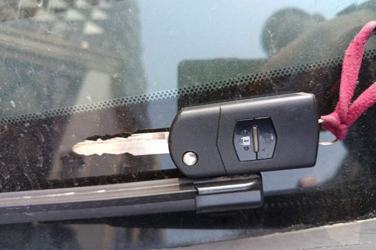 Used Mazda 6 2011 2.0L Automatic Fashion Edition Vehicle Key