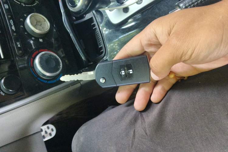 Used Mazda 6 2011 2.0L Automatic Fashion Edition Vehicle Key