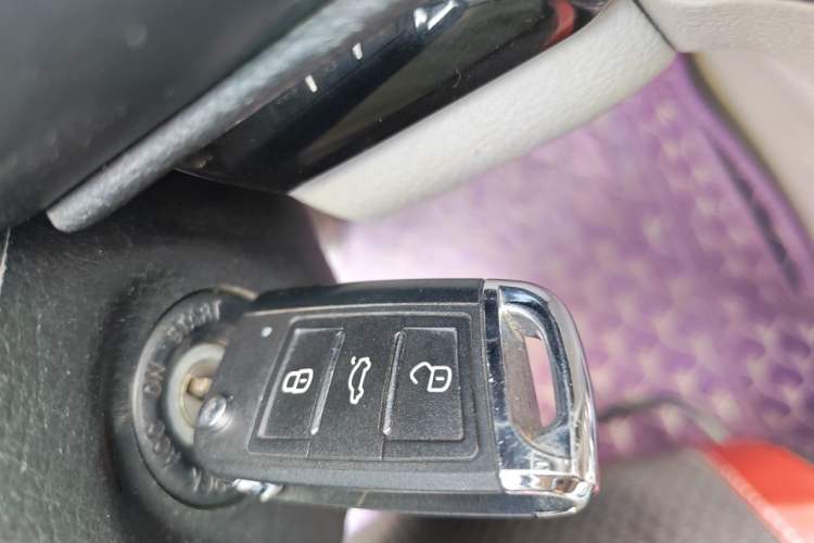 Used Mazda 6 2011 2.0L Automatic Fashion Edition Vehicle Key