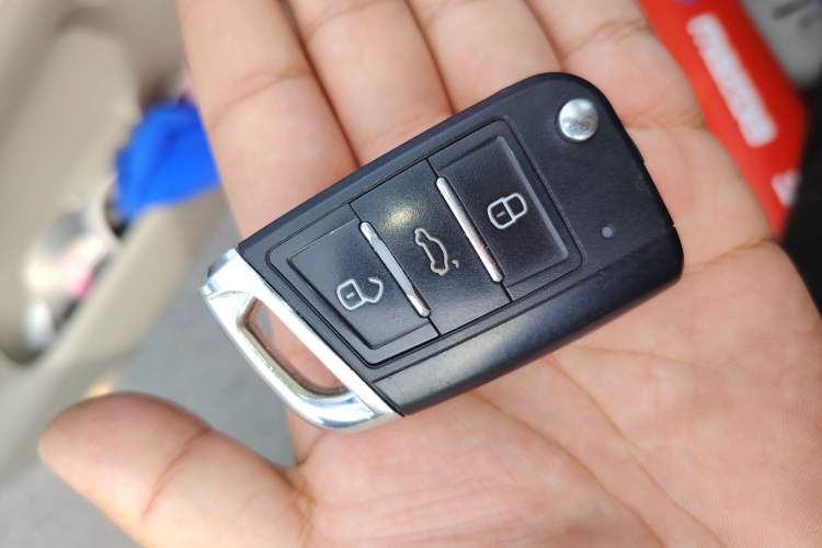 Used Mazda 6 2011 2.0L Automatic Fashion Edition Vehicle Key
