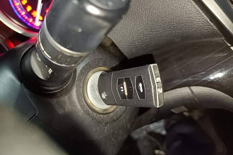 Used Mazda 6 2011 2.0L Automatic Elite Edition Vehicle Key
