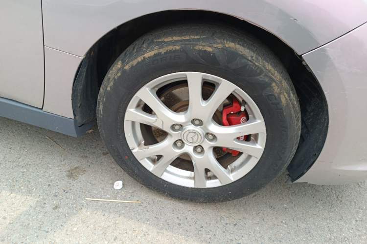 Used Mazda 6 2011 2.0L Automatic Elite Edition Right Front Wheel Hub
