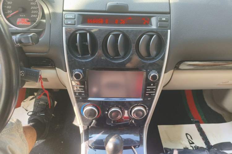 Used Mazda 6 2011 2.0L Automatic Fashion Edition Audio And AC Panel