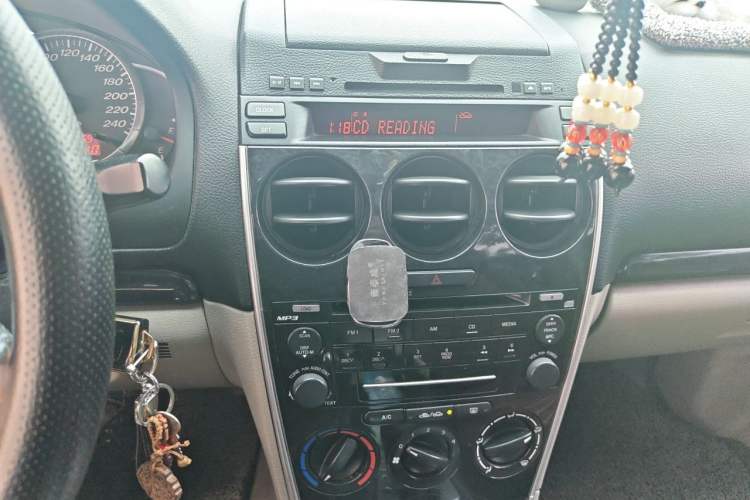 Used Mazda 6 2011 2.0L Automatic Fashion Edition Audio And AC Panel