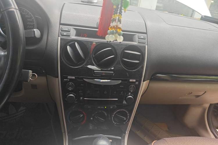 Used Mazda 6 2011 2.0L Automatic Fashion Edition Audio And AC Panel
