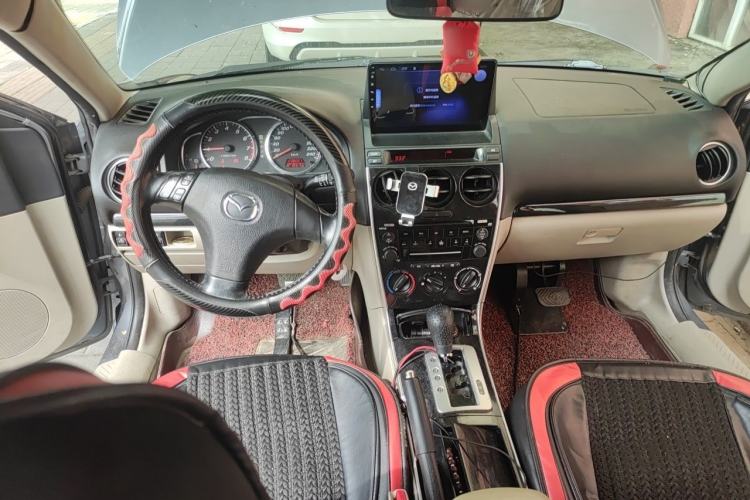 Used Mazda 6 2011 2.0L Automatic Elite Edition Center Console