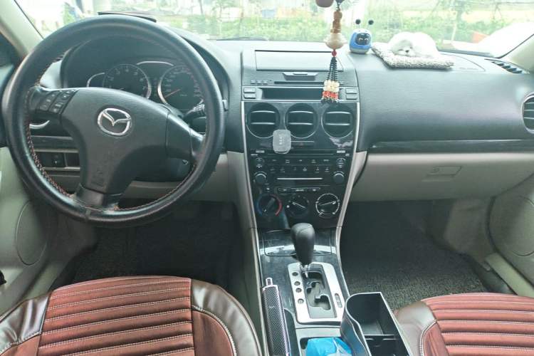 Used Mazda 6 2011 2.0L Automatic Fashion Edition Center Console