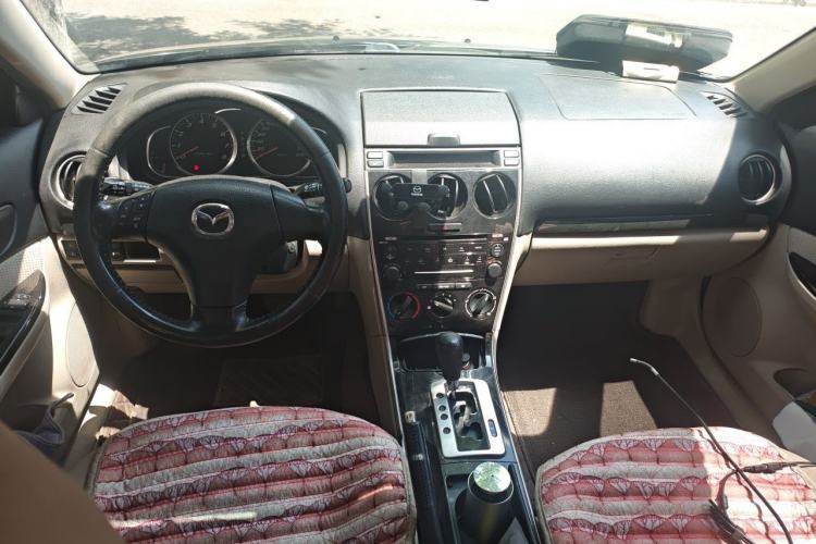 Used Mazda 6 2011 2.0L Automatic Fashion Edition Center Console