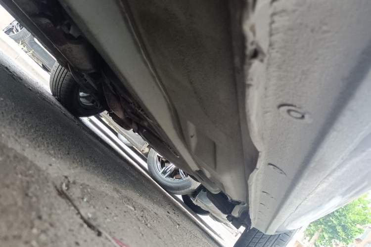 Used Mazda 6 2011 2.0L Automatic Ultra-Luxury Version Chassis Front Left