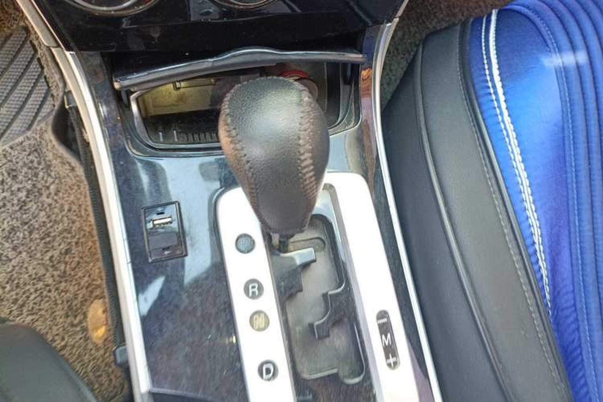 Used Mazda 6 2011 2.0L Automatic Fashion Edition Gear Lever