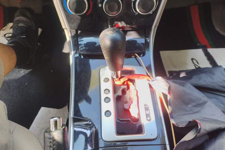 Used Mazda 6 2011 2.0L Automatic Fashion Edition Gear Lever