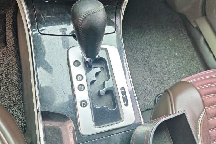 Used Mazda 6 2011 2.0L Automatic Fashion Edition Gear Lever