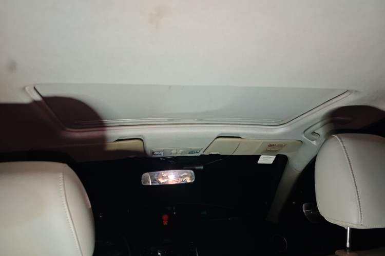 Used Mazda 6 2011 2.0L Automatic Fashion Edition Headliner