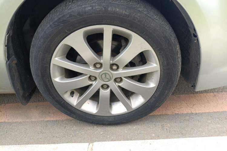 Used Mazda 6 2011 2.0L Automatic Fashion Edition Right Front Wheel Hub