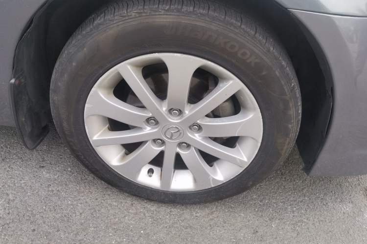 Used Mazda 6 2011 2.0L Automatic Fashion Edition Right Front Wheel Hub