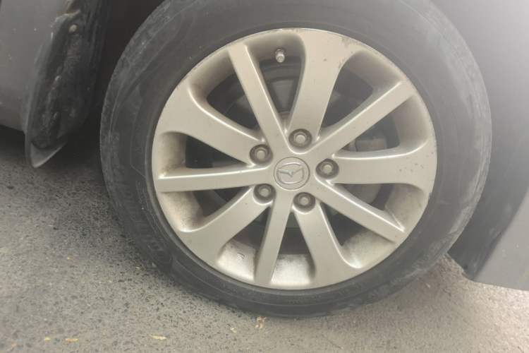 Used Mazda 6 2011 2.0L Automatic Fashion Edition Right Front Wheel Hub