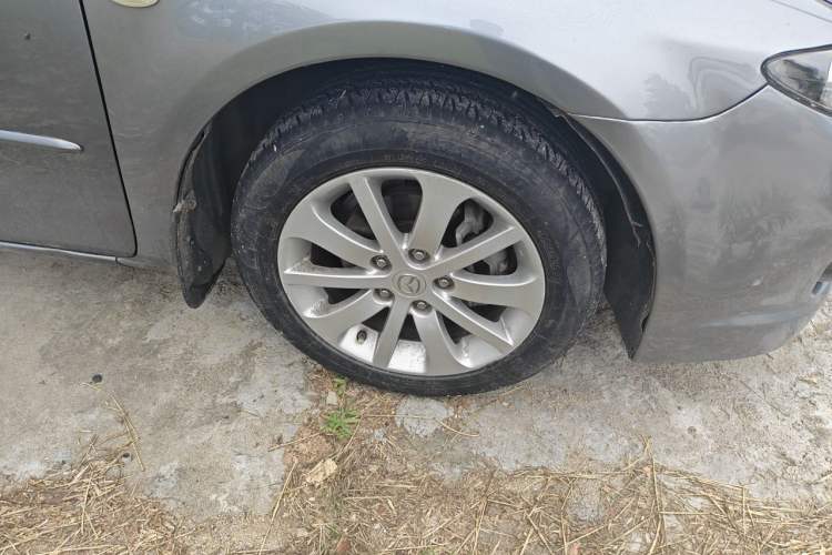 Used Mazda 6 2011 2.0L Automatic Fashion Edition Right Front Wheel Hub
