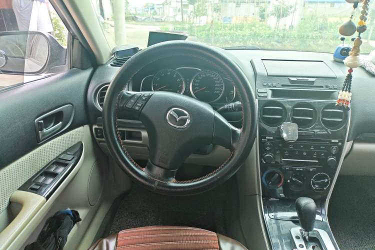 Used Mazda 6 2011 2.0L Automatic Fashion Edition Steering Wheel
