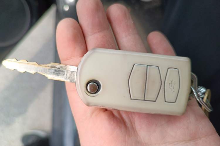 Used Mazda 6 2011 2.0L Automatic Elite Edition Vehicle Key