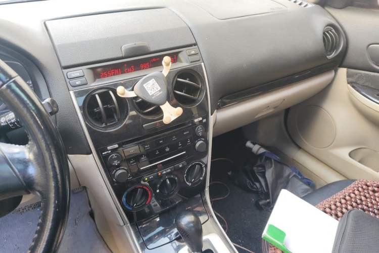 Used Mazda 6 2011 2.0L Automatic Fashion Edition Audio And AC Panel