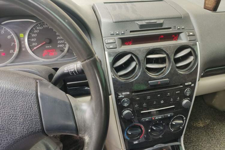 Used Mazda 6 2011 2.0L Automatic Fashion Edition Audio And AC Panel