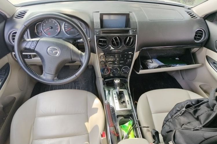 Used Mazda 6 2011 2.0L Automatic Luxury Version Center Console