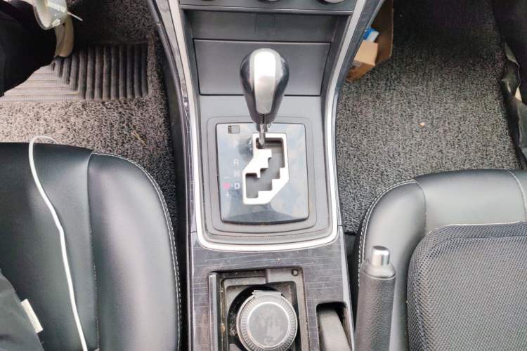 Used Mazda 6 2011 Coupe 2.0L Automatic Elite Edition Gear Lever
