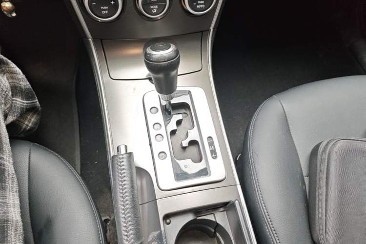 Used Mazda 6 2011 2.0L Automatic Fashion Edition Gear Lever