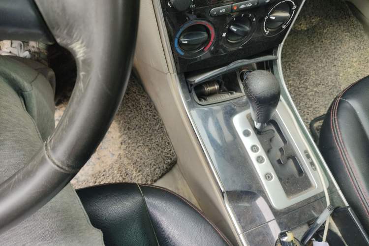 Used Mazda 6 2011 2.0L Automatic Fashion Edition Gear Lever