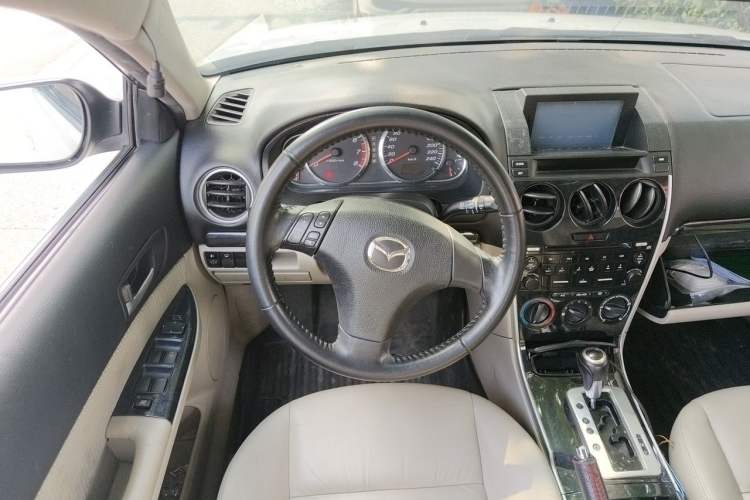 Used Mazda 6 2011 2.0L Automatic Luxury Version Steering Wheel